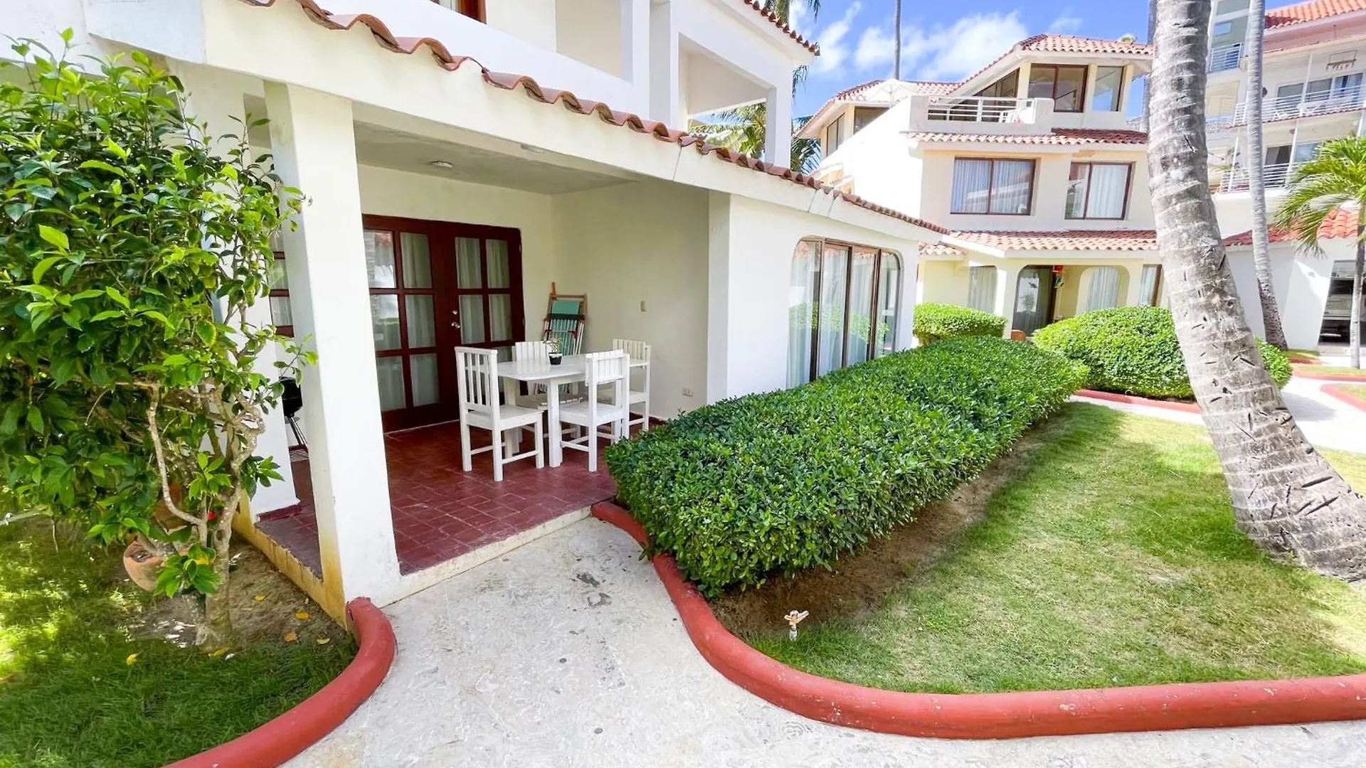 Caribbean Mojito Beach Hotel Wifi Villas And Apartments Long Term Los Corales Beach Club & Spa Punta Cana