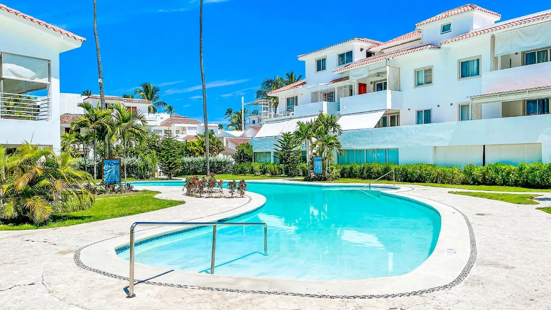 Caribbean Mojito Beach Hotel Wifi Villas And Apartments Long Term Los Corales Beach Club & Spa Punta Cana